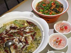 -江渔儿酸菜鱼专门店(明珠广场店)