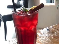-灵意咖啡·西班牙美食(汕头金平万达广场店)