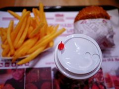 -The Habit Burger Grill 哈比特汉堡(爱琴海店)