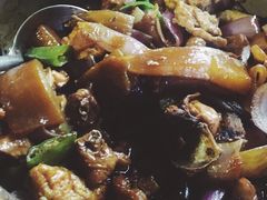 -奇味鸡煲(麦地店)