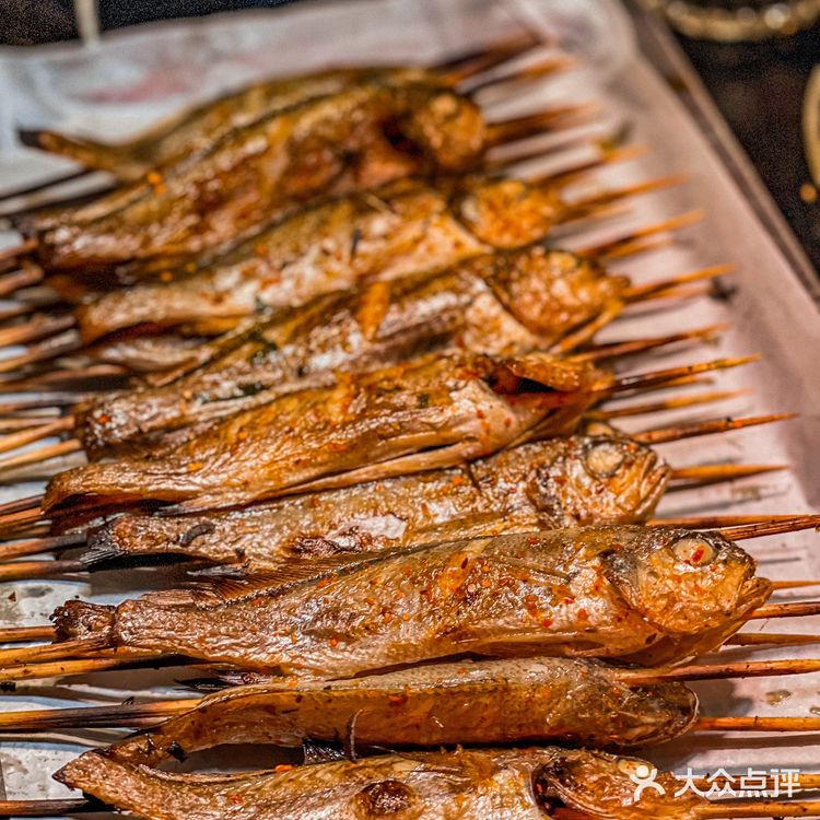 上海美食|撸串经常撸,撸鱼试过吗?炭秘小黄鱼走一个