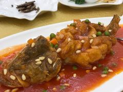 松鼠桂鱼-梅龙镇酒家(南京西路总店)