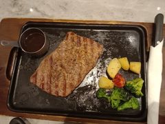 -必胜客(松雷店)