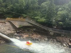 -安吉龙王山峡谷漂流