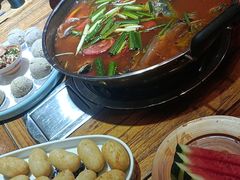 -亮欢寨酸汤鱼(沙冲路店)