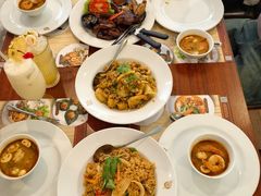 -Thai Pothong Restaurant