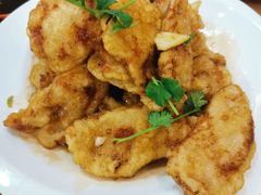 -李连贵熏肉美食酒楼(东市商贸店)