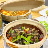 大连私藏宝藏私房菜｜开放式厨房汤罐炖好汤
