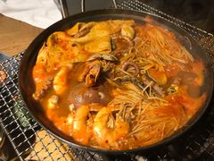 -鑫釜山海鲜烧烤(鑫丰国际店)