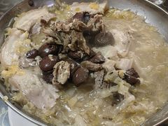 -一口猪海鲜浑锅·东北家常菜