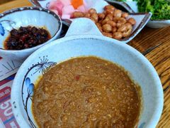 -毛辣果·贵州红酸汤牛肉火锅(西单店)