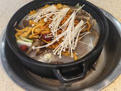 -九寨特色牦牛肉汤锅 羊肉汤锅