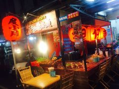 -六合夜市