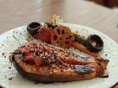 -Mark&Mars Restaurant