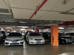 -龙美术馆西岸馆-停车场