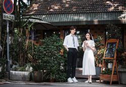 -雪中彩影婚纱摄影·微光艺术中心