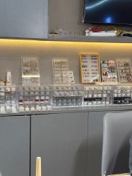 -隅日式美甲美睫專門店