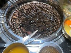 -韩烧牛中牛·甄选黑牛烤肉(黑金店)