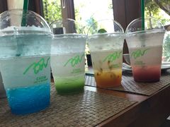 -Chom Cafe and Restaurant
