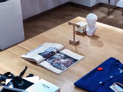 -nana showroom娜娜家服装店