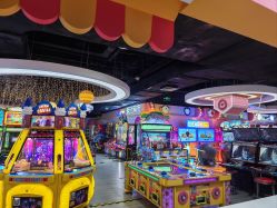 -蹦蹦乐园(南桥百联店)