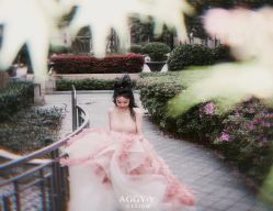 点击看大图 -Renee芮亦婚纱