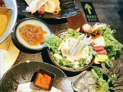 -湊湊火锅·茶憩(新中关购物中心店)