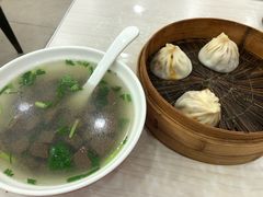 -珊珊小笼馆(仙霞路店)