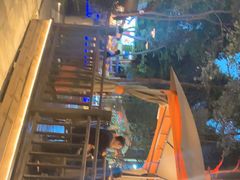 -二荆条·蜀鲜汇城市森林火锅