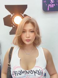 -星座接发烫染美发超市