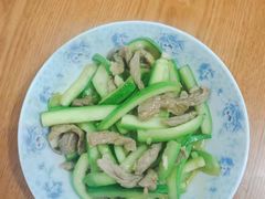 -舒月母婴月嫂育儿嫂(静安店)
