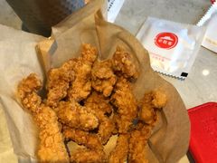 -必胜客(尹山湖歌林公园店)