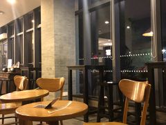 大堂-星巴克(南宁民歌湖店)