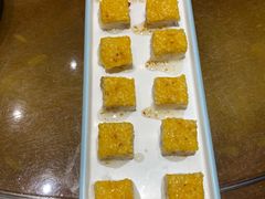 -东口码头·烧鸽子·鱼头泡饼·地方菜(金鹰悦城店)