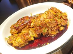 -牛YO寿喜烧·铁板烧和牛火锅自助(市府恒隆店)