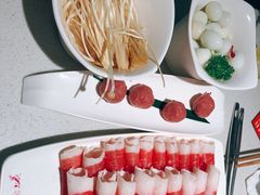 -海底捞火锅鲜切牛肉主题店(长寿路店)