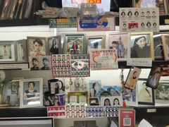 -红裙子照相馆(曹安路轻纺市场店)