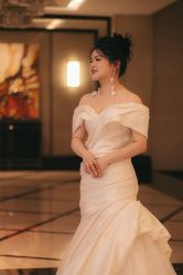 -艾米丽婚纱礼服