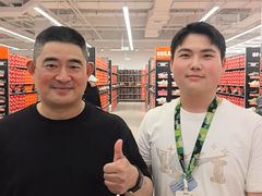 -NIKE上海青浦换季优惠店