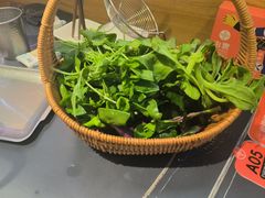 -由衷贵州酸汤牛肉火锅(新桥店)