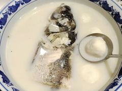 -南京金牛湖巨碗鱼头