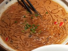 阿婆烧的手工苕粉-吃饭皇帝大(解放西路店)