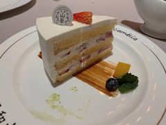 栗子奶油蛋糕-戈雅法餐厅(世界城广场店)