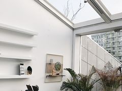 -UNI UNI(环亚凯瑟琳店)