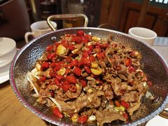 葱爆羊肉-巢爷老味(东方红店)