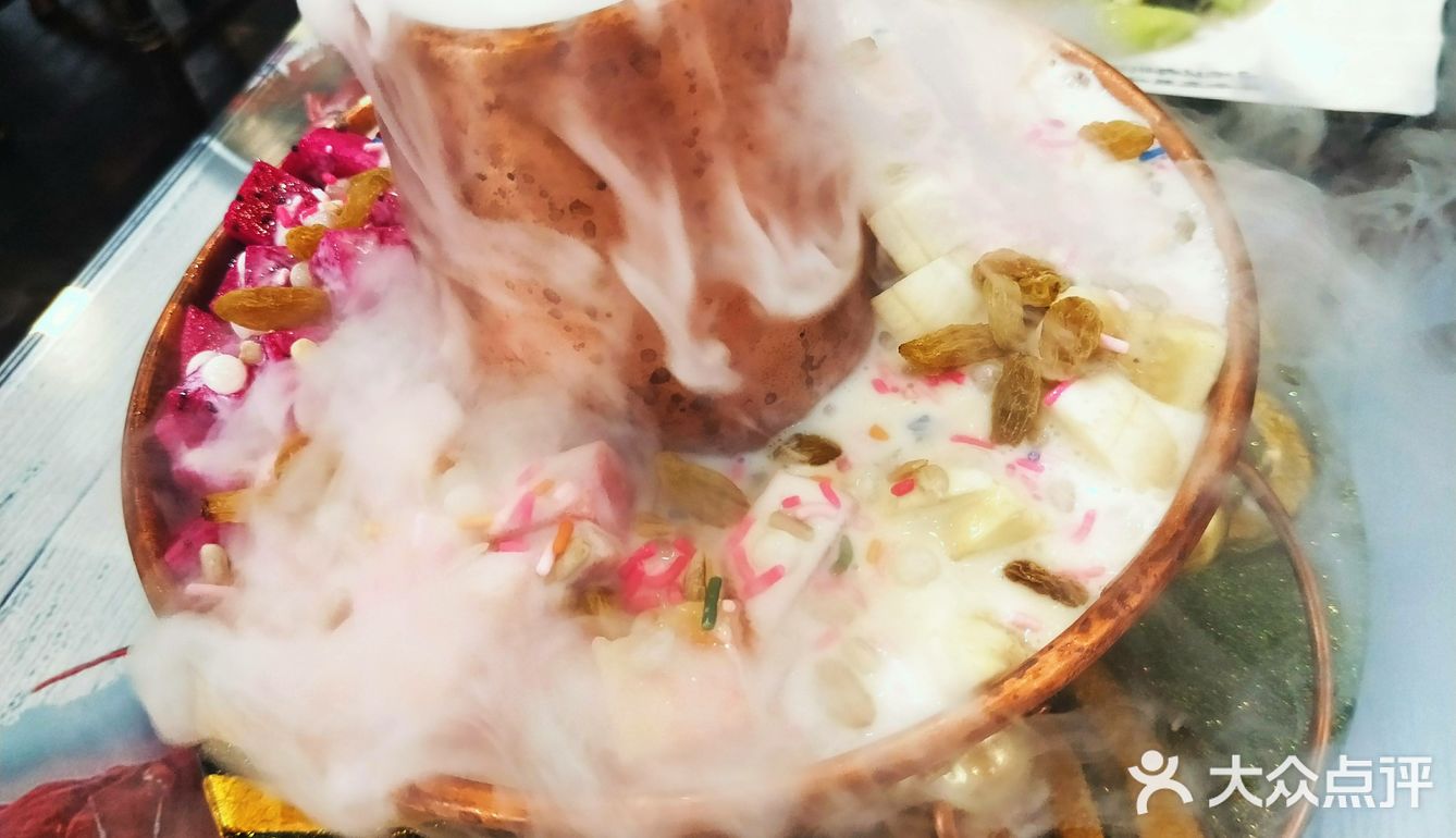量大、料足、味鲜!打卡网红龙虾牛蛙锅店
