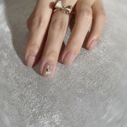 -七月美睫 美甲