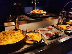 -彩虹云霄酒店76&78层国际自助餐