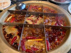 -长嘉·河图火锅(长嘉汇江景旗舰店)