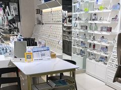 -诺柯视眼镜-蔡司依视路官方工厂店(淞南一店)